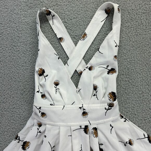 Free People White Floral Print V Neck Skater Style Dress Size 0 - Picture 2 of 8